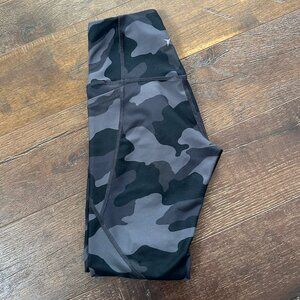 Women's Old Navy Camo Leggings